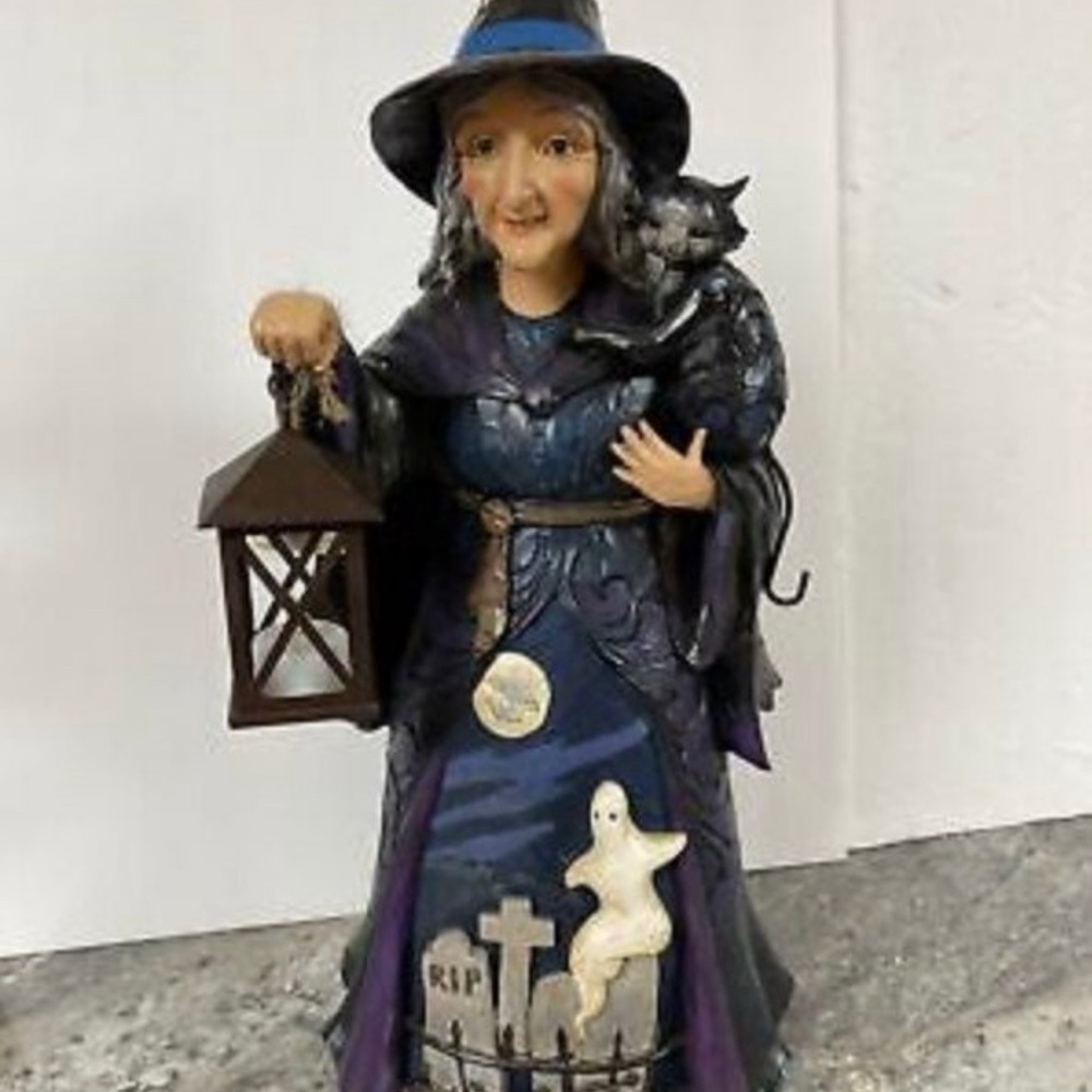 Jim shore witch with black cat & lantern statue with box